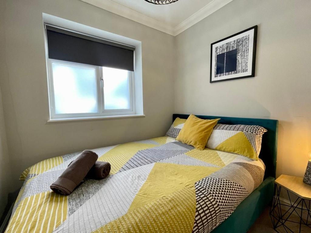 Stylish Modern Two Bedroom Apartment With Garden Кардіфф Екстер'єр фото